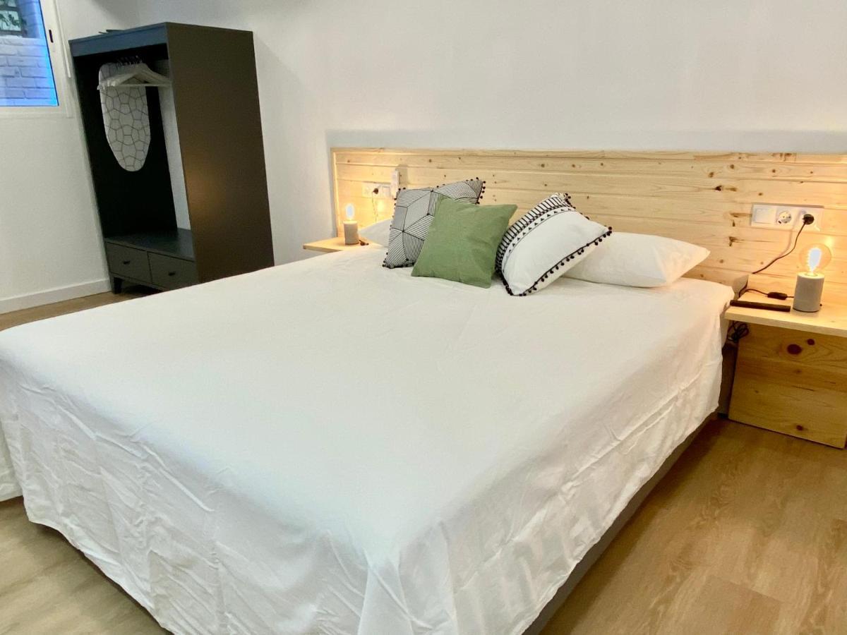 Suite Breeze - Private Heated Pool Малага Экстерьер фото